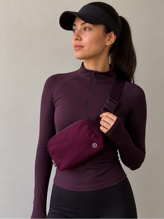 lululemon athletica Handbags - Lululemon Everywhere Belt Bag 1L